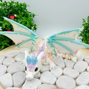 Wolfskristalldrache – Mystische Kristallkraft